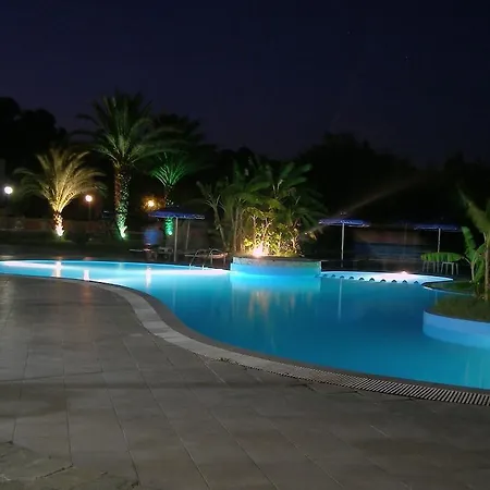 Kabanari Bay Hotel 2*