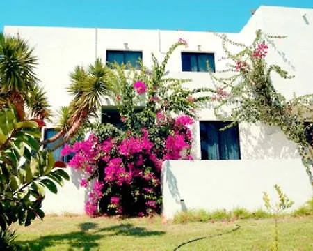 Kabanari Bay Hotel 2*